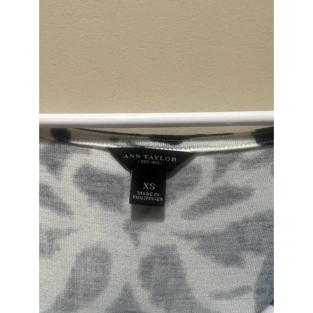 Ann‎ Taylor Knit Dress XS Midi Ivory Navy Flower Print EUC